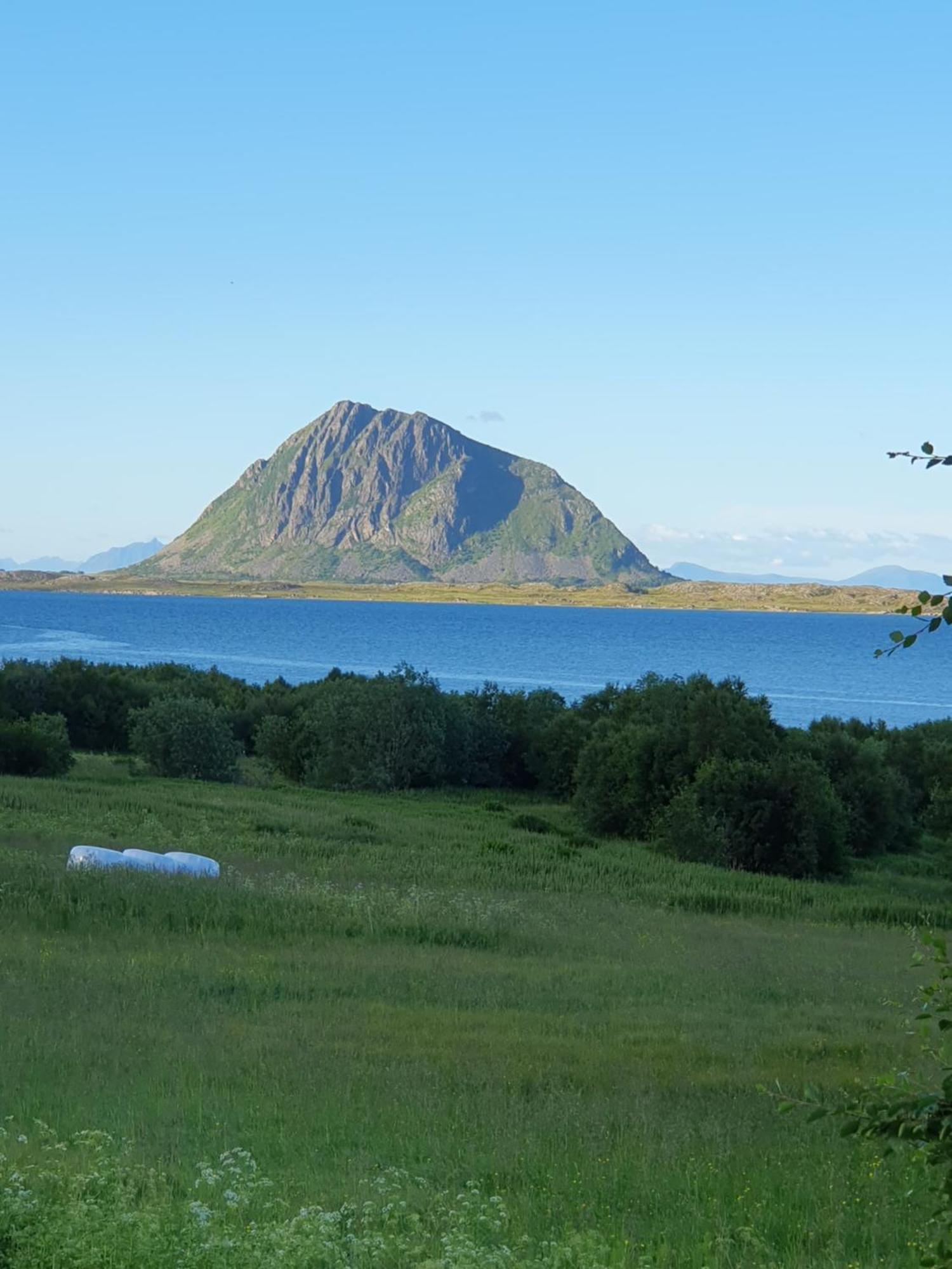 Med Utsikt Mot Hoven